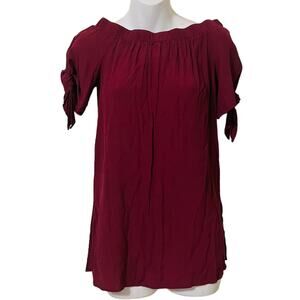 DO+BE Maroon off the shoulder Tunic blouse